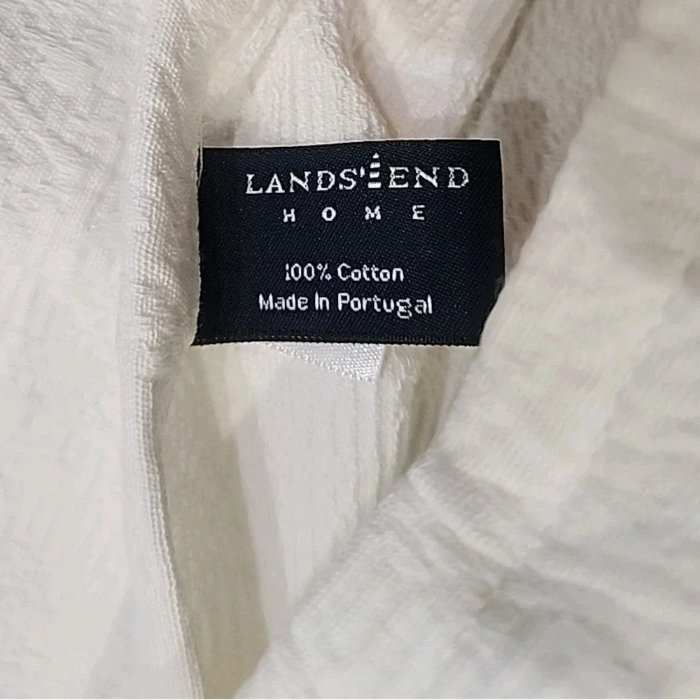 Lands End Home Standard Matelasse Sham White Paisley 100% Cotton Excellent Cond